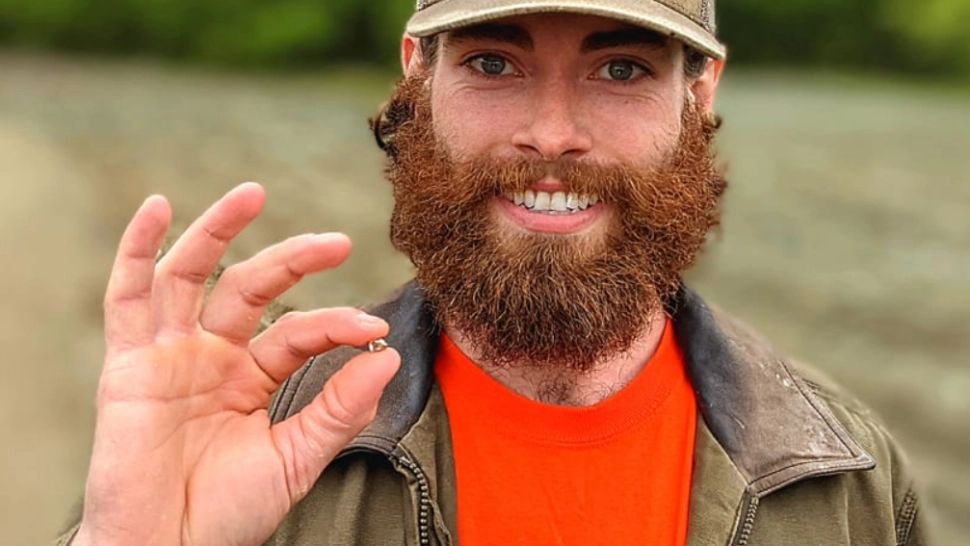 Cerere inedită în căsătorie: un tânăr a căutat singur aurul și diamantul pentru inel