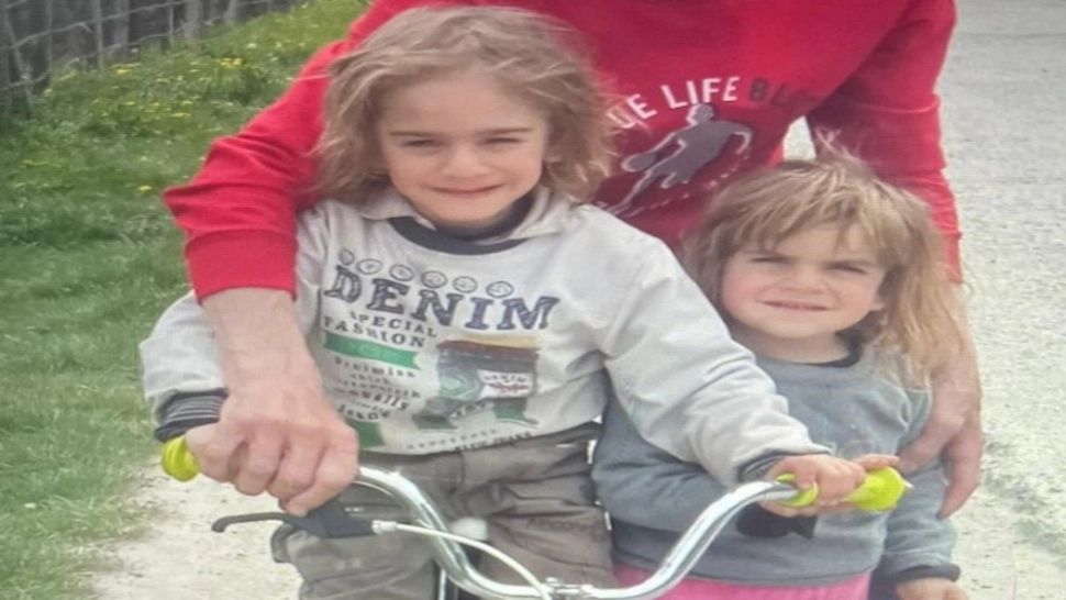 Răsturnare de situație în cazul celor doi frați, de 3 și 5 ani, dispăruți de acasă: copiii au fugit de frica bătăilor
