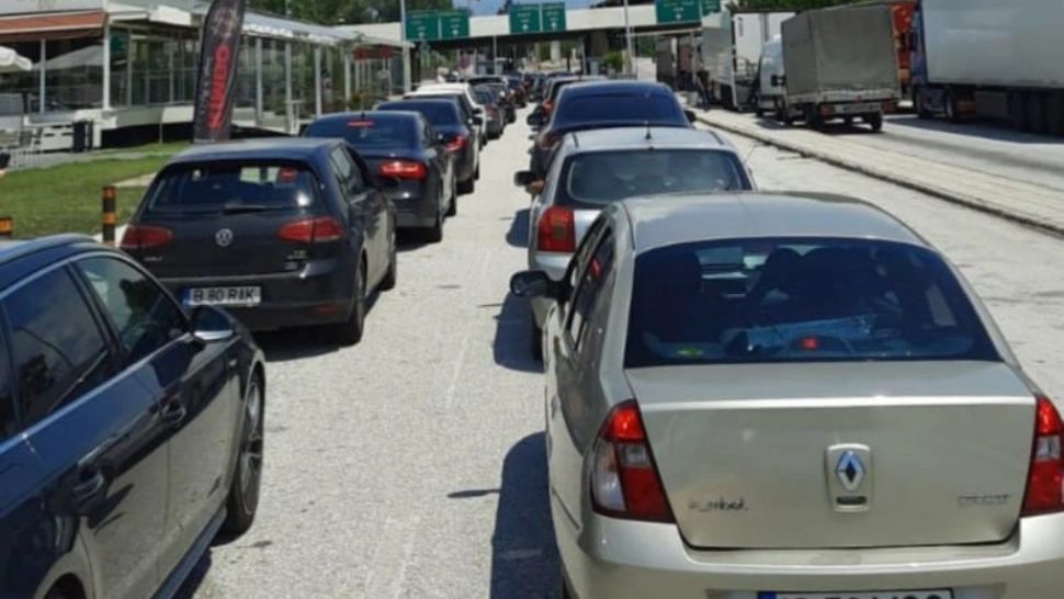 România și Bulgaria, campioane la turismul cu automobilul în Grecia. Ministrul Harry Theoharis: Importantă este „calitatea şi nu cantitatea” 