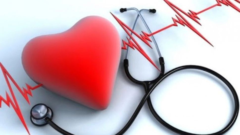 Tânăr de 18 ani, internat de URGENȚĂ cu INFARCT miocardic după vaccinarea anti-COVID-19 cu Pfizer