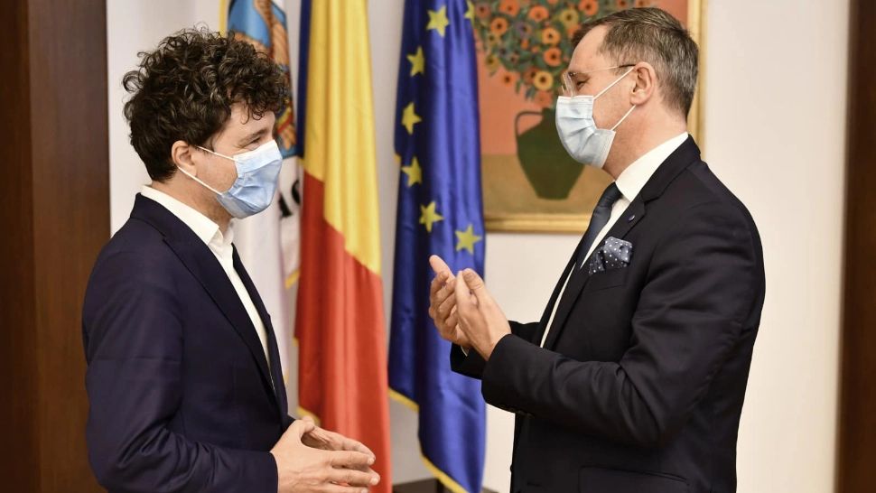 Nicușor Dan, întâlnire cu adjunctul primarului Parisului: „Discuția a vizat mai multe teme de administrație locală”