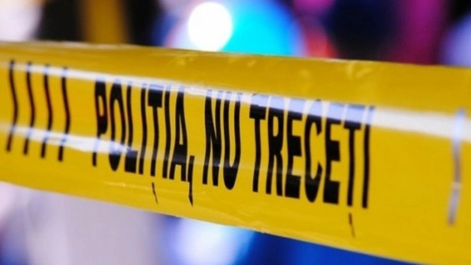 Femeie găsită moartă într-o stație de autobuz din Târgu Jiu. Poliția investighează cazul