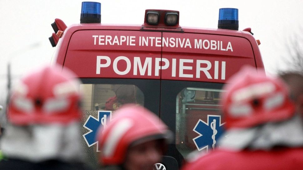 Panică la Spitalul Călinești: zeci de pacienți evacuați - degajare mare de fum