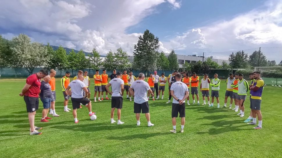 Se cer întăriri la Rapid! Câţi jucători sunt necesari