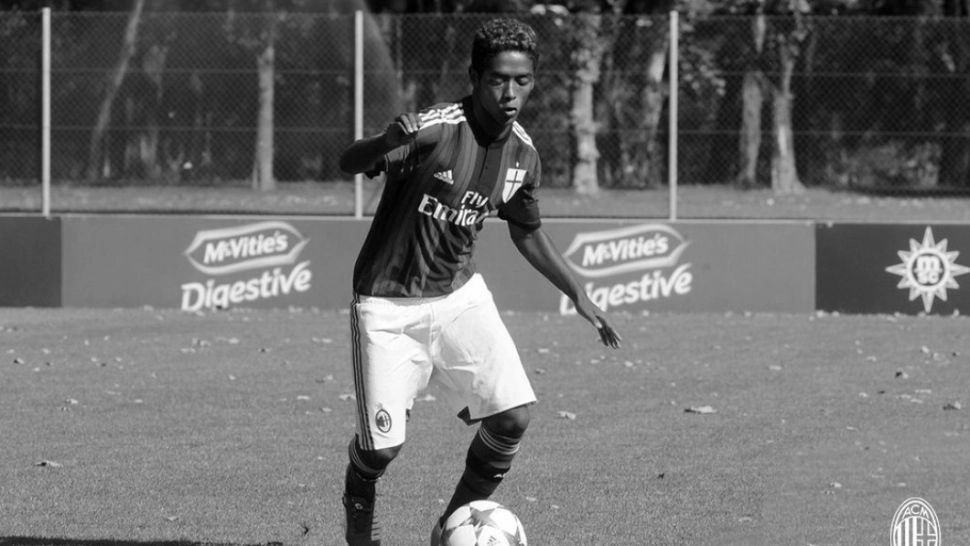 Tragedie în Italia! Un fost jucător al Milanului s-a sinucis din cauza rasismului