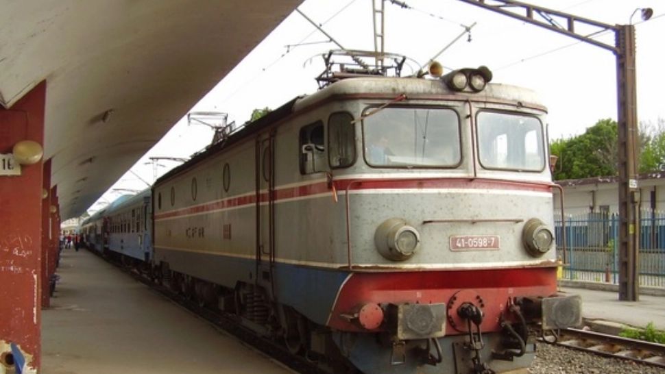 Suplimentări la CFR în acest weekend spre Litoral și centre de pelerinaj - Mersul trenurilor de Sfânta Maria