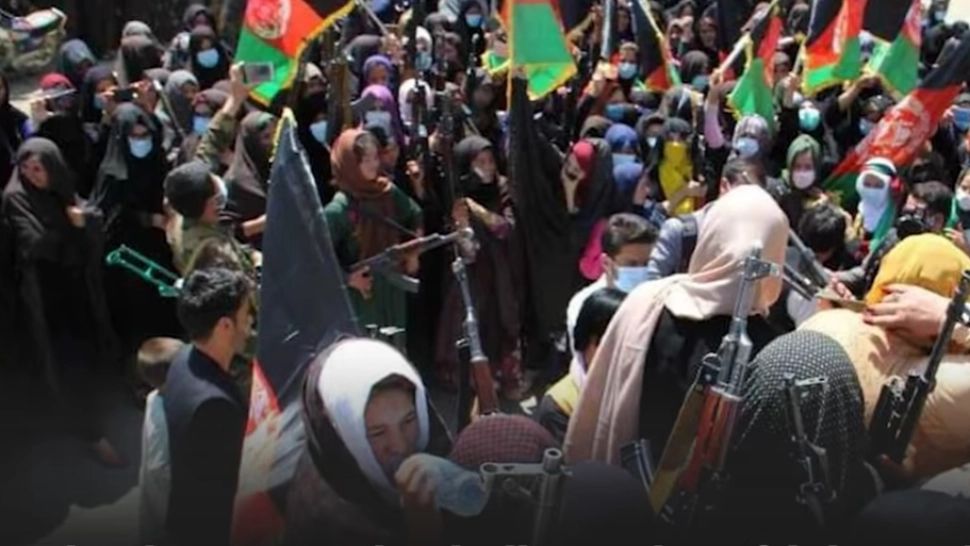 Femeile afgane le declară război talibanilor. Cum se antrenează împotriva extremiștilor 