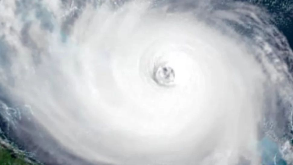 MAE: Românii, sfătuiți să evite sau să amâne călătoriile în SUA ca urmare a alertei meteo pentru uraganul Elsa