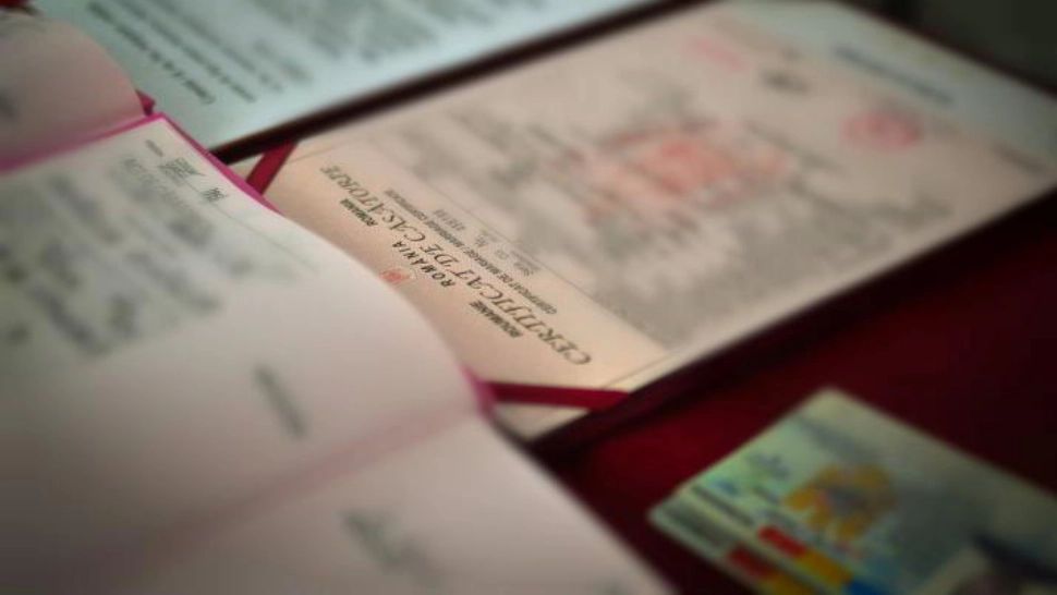 Debirocratizare la MAE: NU mai este obligatorie depunerea de fotocopii după original la misiunile din străinătate - Procedura de la ghișeu