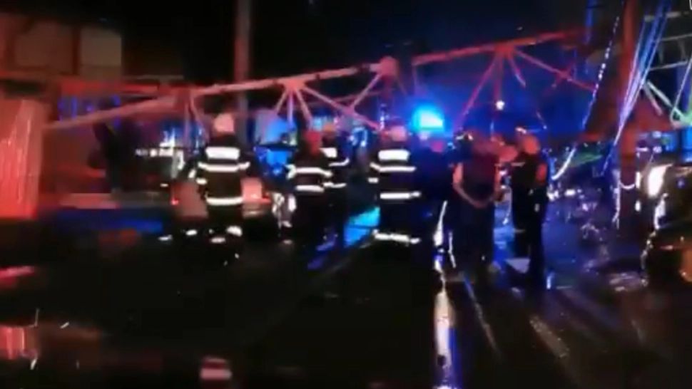 FOTO + VIDEO Haos în București, după o furtună COD PORTOCALIU. S-a emis RO ALERT, electricitatea întreruptă și blocaje în trafic