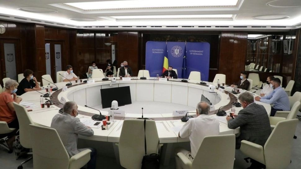 Promisiunea premierului. Nu închide piețele, nu introduce noi taxe în agricultură