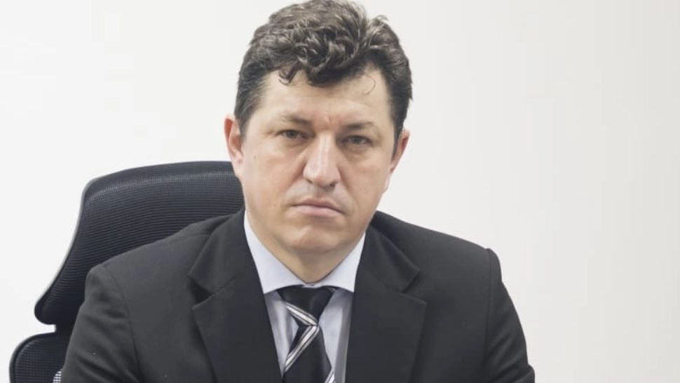 Cosmin Tabără, ales președintele PNL Timișoara, după tensiuni între liberali, aplanate de Poliție