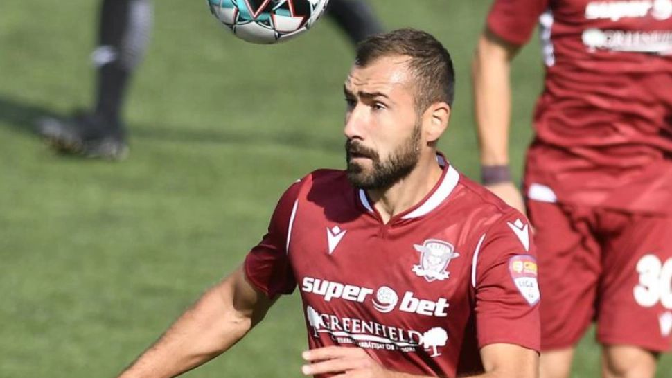 Fază controversată în meciul Rapid – Farul. Centralul Ovidiu Hațegan nu văzut un penalty