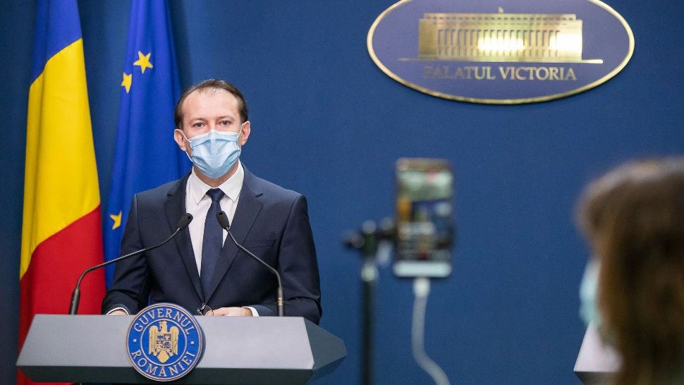 Premierul Cîțu se laudă cu salarii mai mari, dar românii îl contrazic