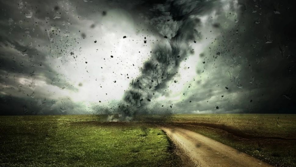 Aer tropical și furtuni extreme, în România. Valul de căldură se intensifică. Codurile de CANICULĂ și VIJELII au fost prelungite 