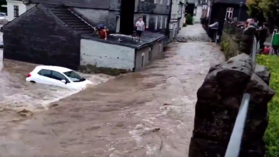 42 de MORȚI și zeci de DISPĂRUȚI după inundațiile devastatoare din Germania. Imaginile dezastrului VIDEO