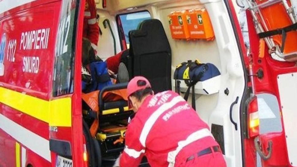  Un copil de 3 ani a fost UCIS după ce a fost călcat cu maşina de propriul tată! Detalii înfiorătoare