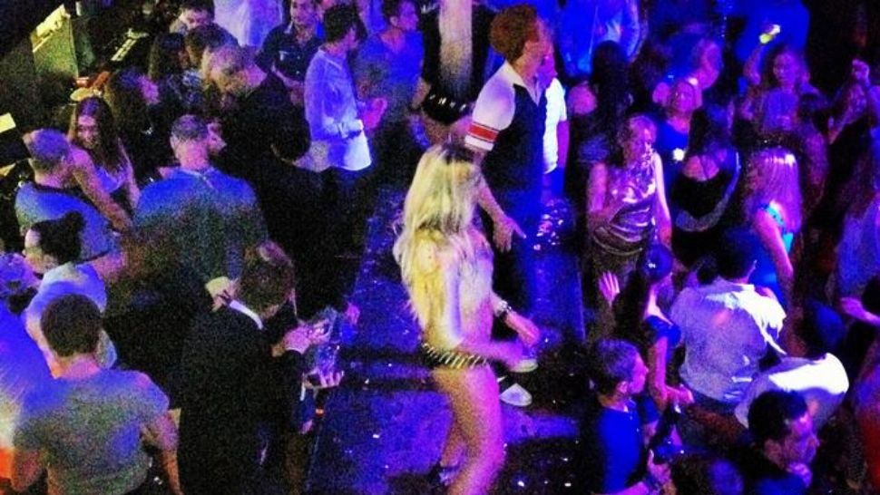 Medicul Radu Țincu, avertisment sumbru pentru tineri în fața valului 4 COVID-19 - Ce spune despre adevărata eficiență a vaccinurilor