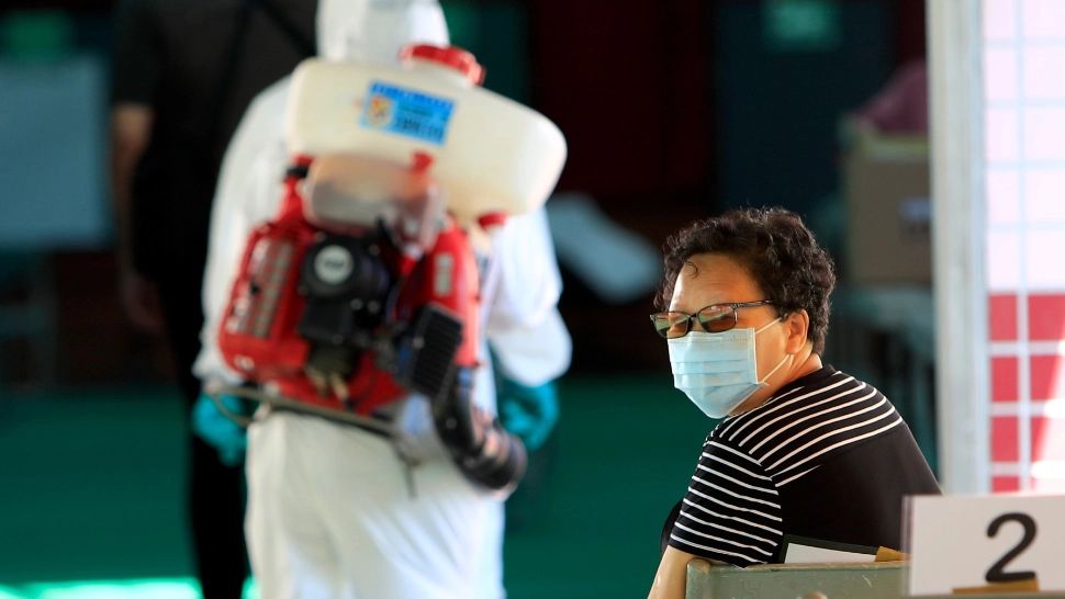 Delta Covid. Românii, avertizați: NU vom putea ţine pasul cu natura dacă permitem virusului să ne copleşească