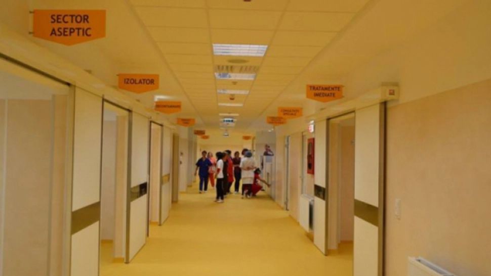 ALERTĂ la Râşnov: sute de oameni au probleme digestive. De vină ar fi APA DE LA ROBINET