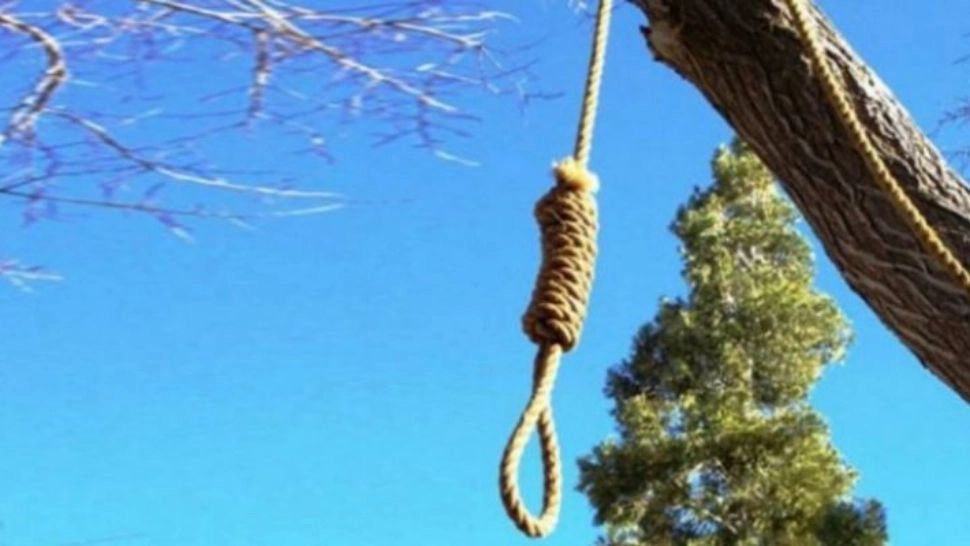 Și-a pus ștreangul de gât într-un parc din centrul Craiovei. Ce l-a împins la gestul extrem