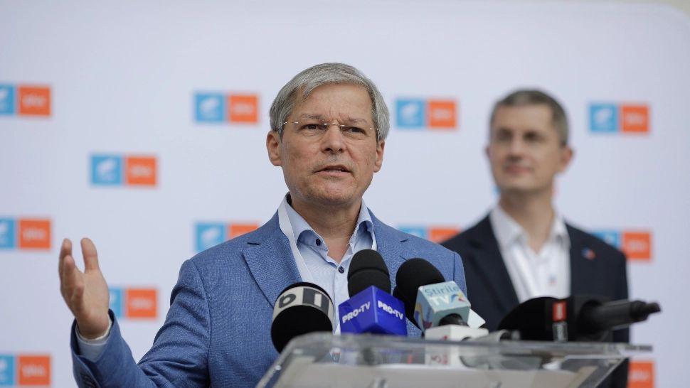 Dacian Cioloş, mesaj pentru secretarii de stat demişi de premierul Cîţu: ,,Nu aţi făcut nimic greşit!''