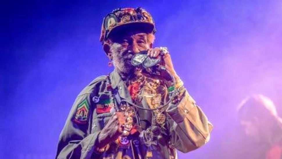 A mai dispărut o LEGENDĂ. Lee "Scratch" Perry, cel mai inovator muzician reggae, a murit la 85 de ani
