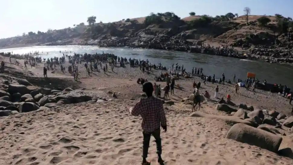 Scene MACABRE: Zeci de cadavre, descoperite plutind pe un râu dintre regiunea etiopiană Tigray și Sudan