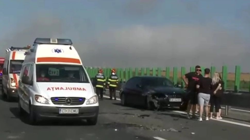 Accident în lanț, pe Autostrada Soarelui: 10 persoane implicate 