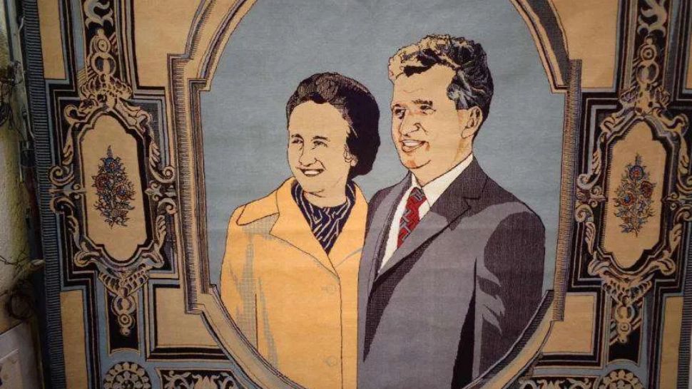 Obiectele familiei Ceaușescu, VÂNDUTE pe internet cu sume colosale - ZECI de mii de euro pe un covor al fostului dictator
