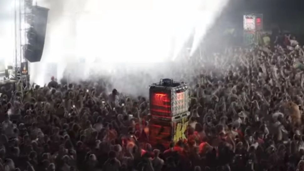 Zeci de dosare penale pentru droguri la Electric Castle - Peste 70 de petrecăreți au avut nevoie de îngrijiri medicale