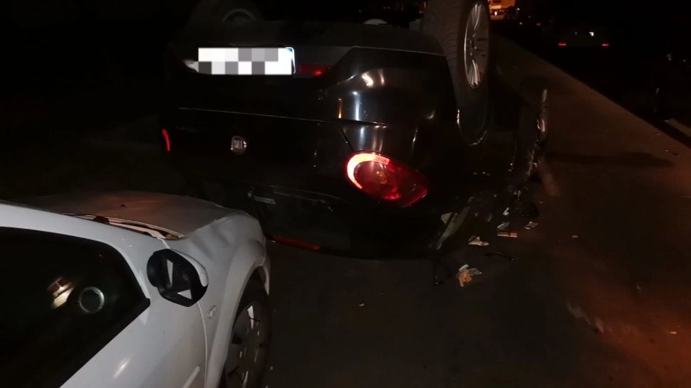 FOTO Inconștiență, la volan! Un șofer beat a provocat un accident în lanț, în municipiul Slobozia: 5 mașini, avariate 