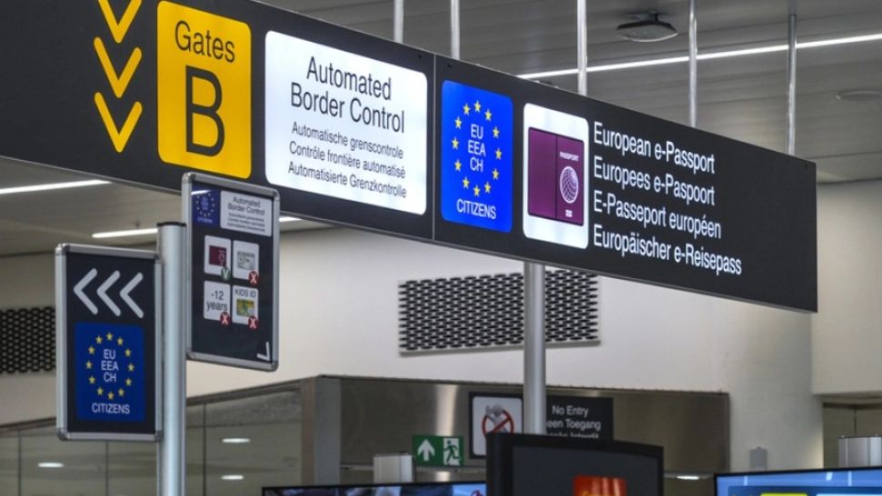 Comisia Europeană: Țările din Balcanii de Vest și cele din Parteneriatul Estic îndeplinesc condițiile pentru călătorii FĂRĂ viză