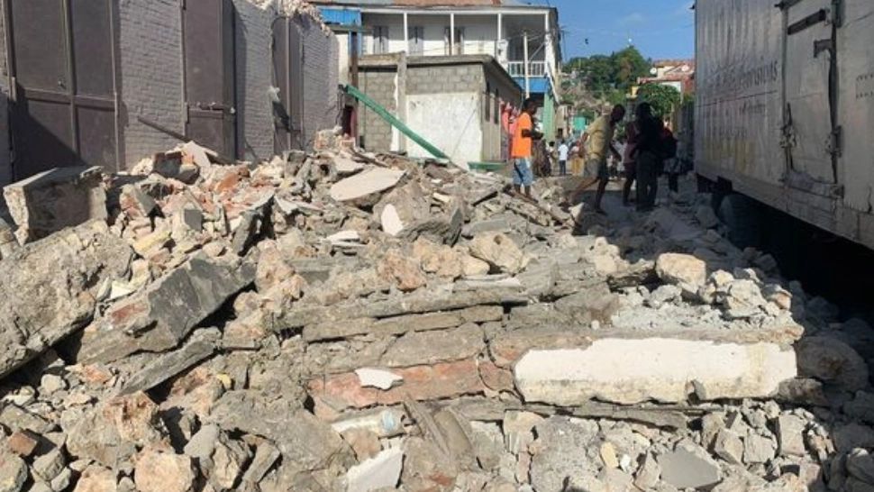 Cutremur devastator în Haiti - Aproape 2.000 de morți au fost scoși de sub dărâmături 