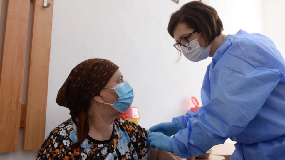 Peste câte zile se împart bonurile de masă pentru imunizarea anti-COVID-19 - Ministrul Ioana Mihăilă a anunțat ce trebuie să facă vaccinații