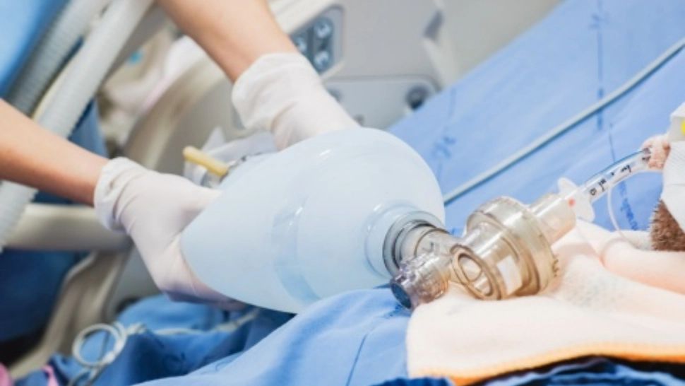 Avertismentul specialiștilor: „Valul 4 nu mai poate fi oprit prin vaccinare”