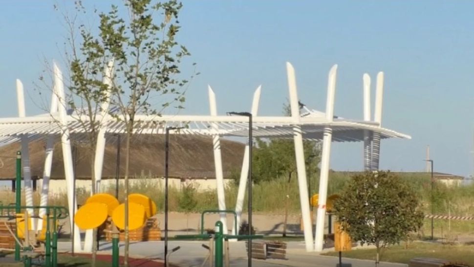 Primul parc de fitness amenajat pe malul mării, pe plaja Modern din Constanța - FOTO
