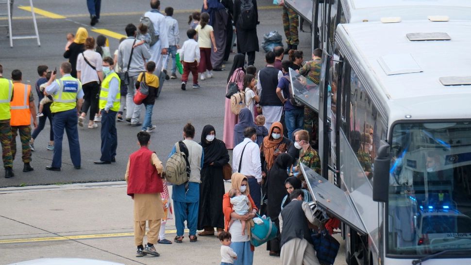 Risc IMINENT de atac terorist pe aeroportul din Kabul. "Informaţia este într-adevăr extrem de credibilă", spun autoritățile de la Londra