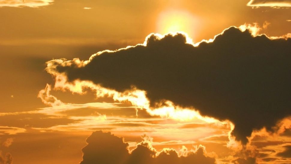 Aer tropical peste România. Valul de căldură se intensifică - temperaturile ating 41 de grade LA UMBRĂ - cod portocaliu. Urmează FURTUNI VIOLENTE