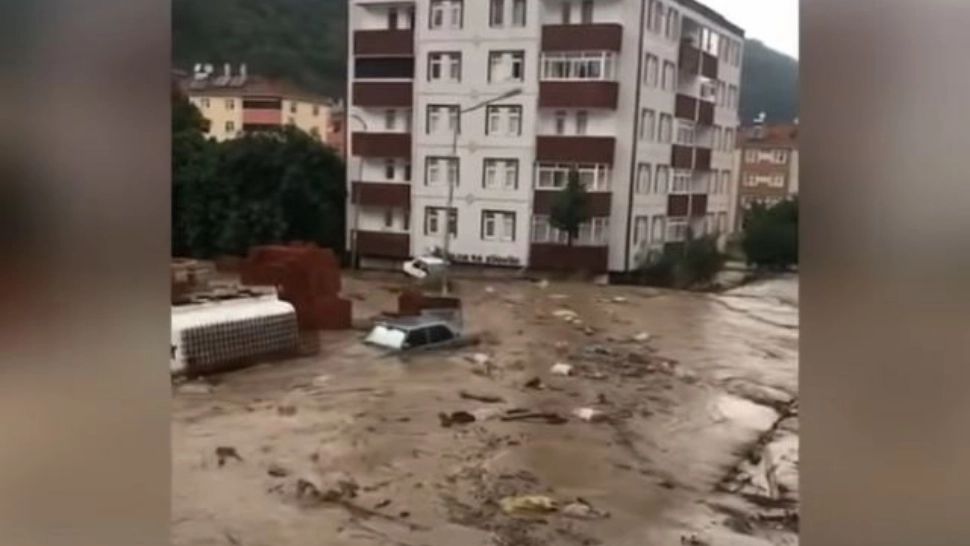 Inundații DEVASTATOARE în Turcia. Bilanțul victimelor a ajuns la 38 de morți VIDEO