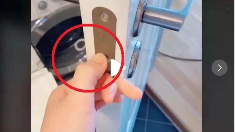 VIDEO Secretul producătorilor de yale pentru uși - Puțini oameni știu că se poate face asta