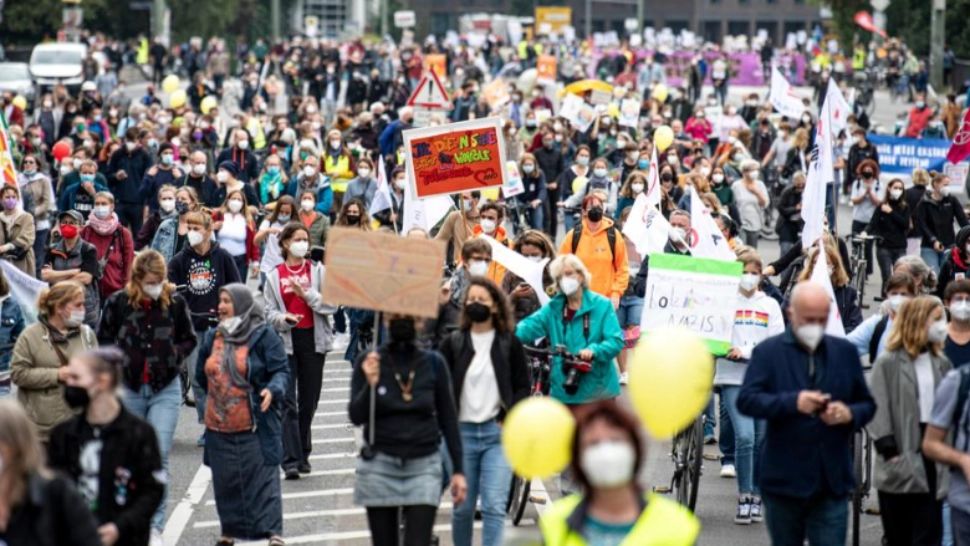 Aproximativ 10.000 de participanți la marșul solidarității din Berlin. Nu s-au înregistrat incidente