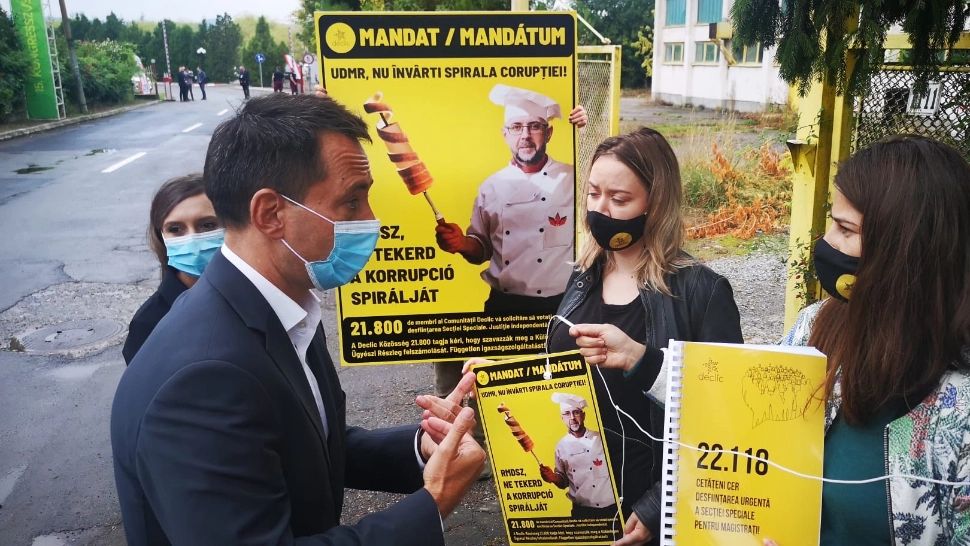 Declic - Acțiune la Congresul UDMR: Desființați Secția Specială - 22 de mii de cetățeni cer o justiție independentă
