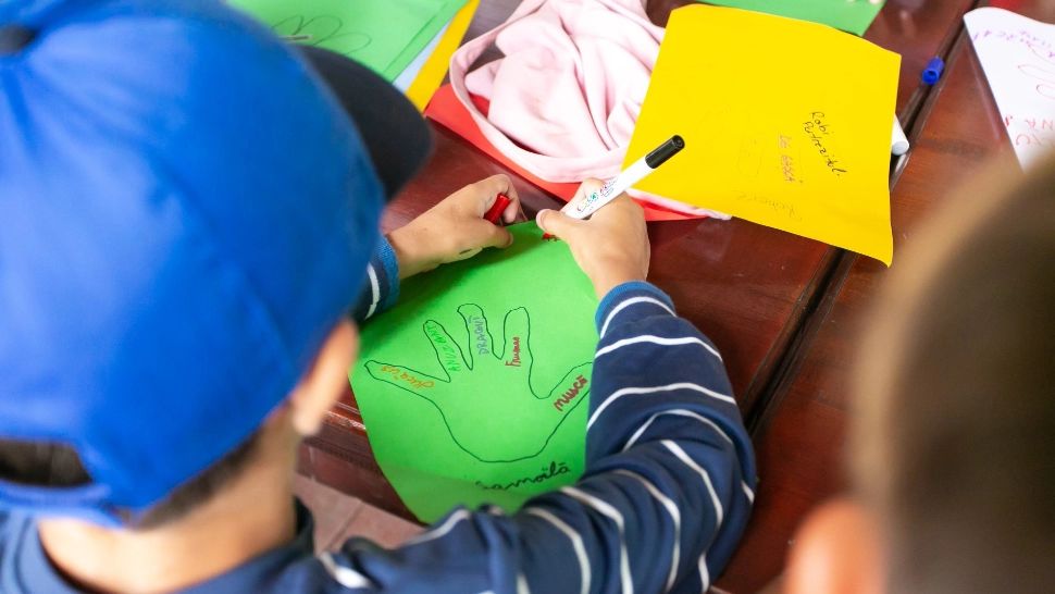 Devino voluntar pentru copiii din centrele de plasament. Povestea unei voluntare care a redescoperit sensul vieții