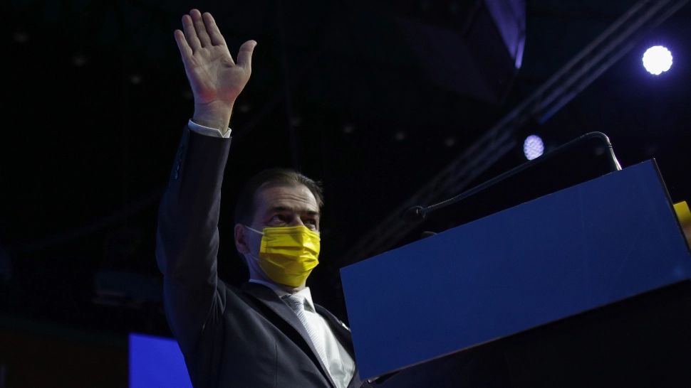 Ludovic Orban: „Mi se bate obrazul pe stradă și mă întreabă oamenii: Ce faceți cu România? Nu avem un premier cu care ne putem mândri”