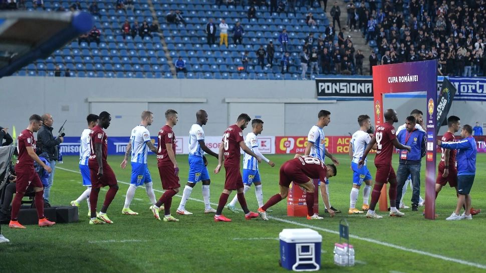 Momente dificile pentru Bancu! El câștiga pe teren, dar suferea în afara lui