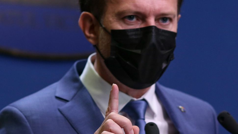 Cum se răzbună Florin Cîțu pe USR-PLUS: 14 prefecți și 28 de subprefecți - REVOCAȚI din funcție