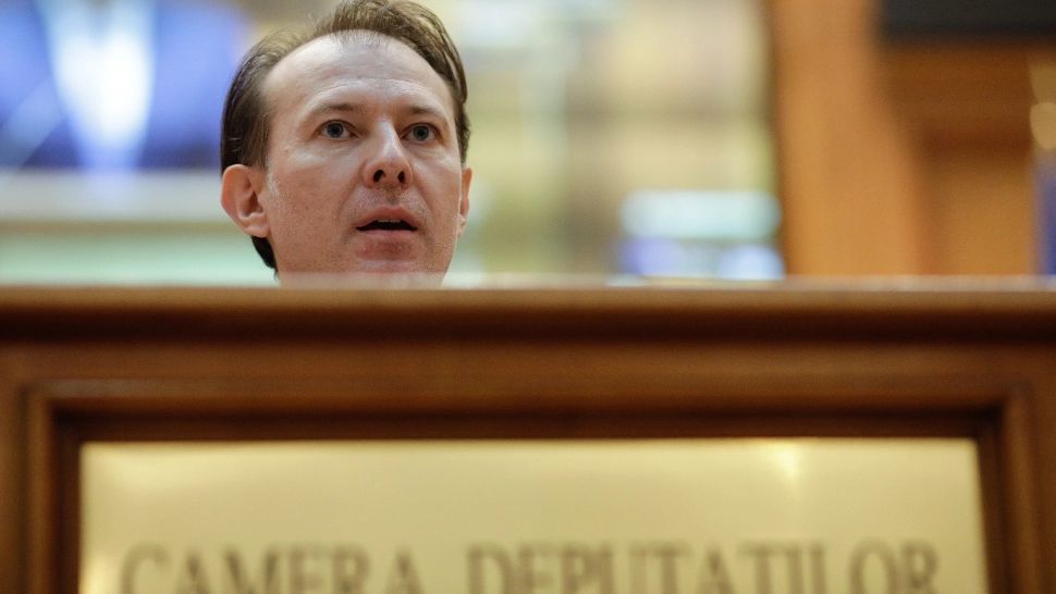 Ședință de urgență la PNL. Planul ascuns al echipei Cîțu - plen pentru citirea moțiunii 