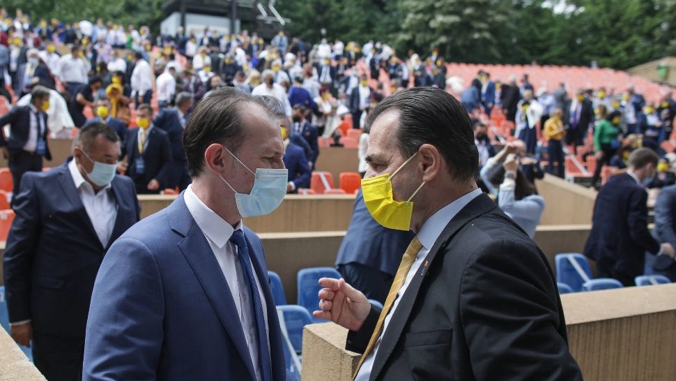 SURSE: PNL îi taie avântul lui Cioloș. Nu va susţine un guvern USR Plus, iar Cîțu ar vrea împăcare cu Orban