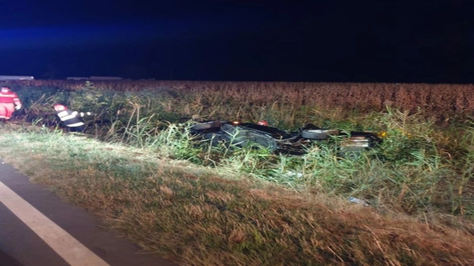 Accident foarte grav între Brăila și Buzău, spre Țintești - 1 MORT și 4 RĂNIȚI după ciocnirea unui camion cu 3 mașini - FOTO